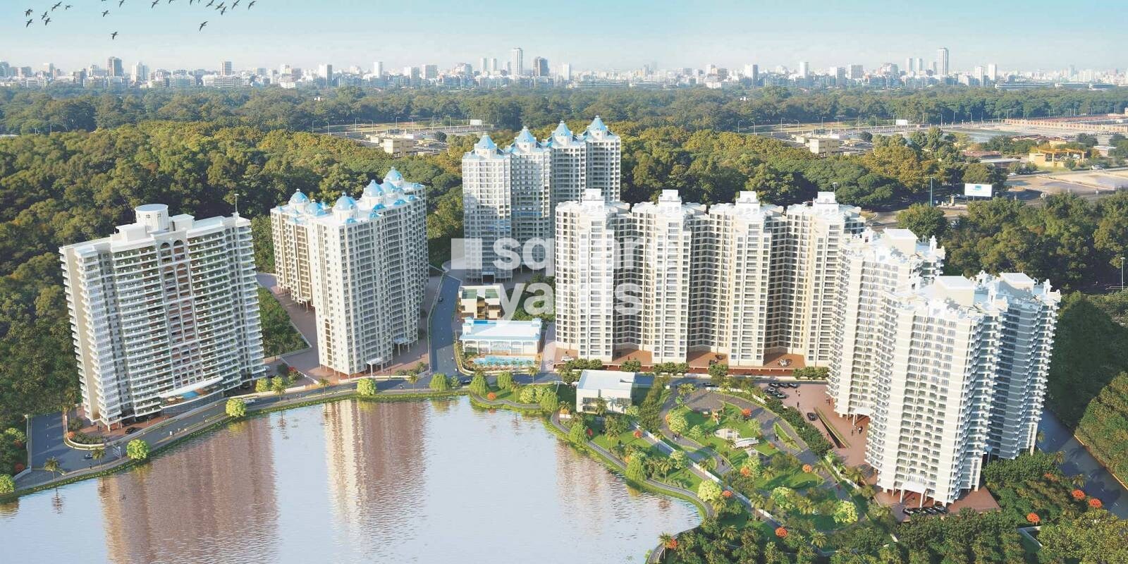 Lake Home Complex