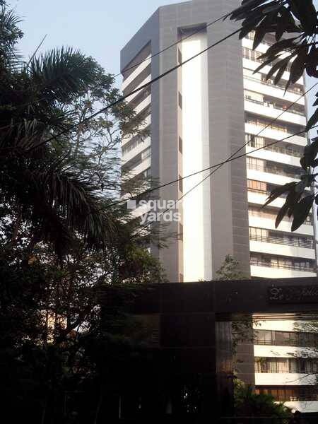 Le Papillon Apartment Tower View