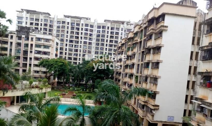 Lokhandwala Infrastructure Spring Leaf Tower View 1