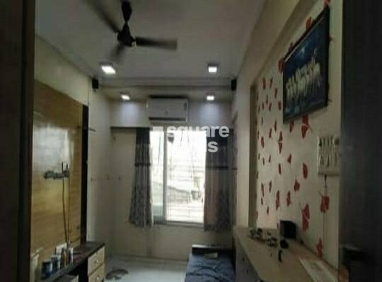 Malad Amber CHS Apartment Interiors 3