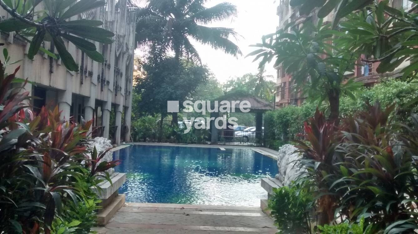 Marathon Cosmos Amenities-Features 2