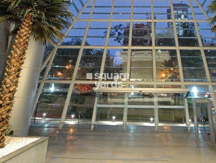 Marathon Futurex Entrance View