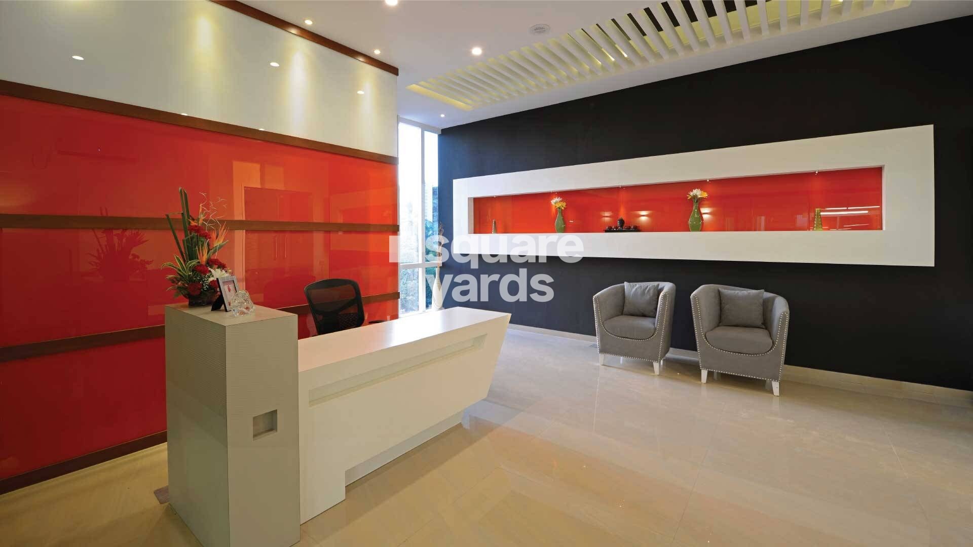 Marathon Icon Lift Lobby Image 1