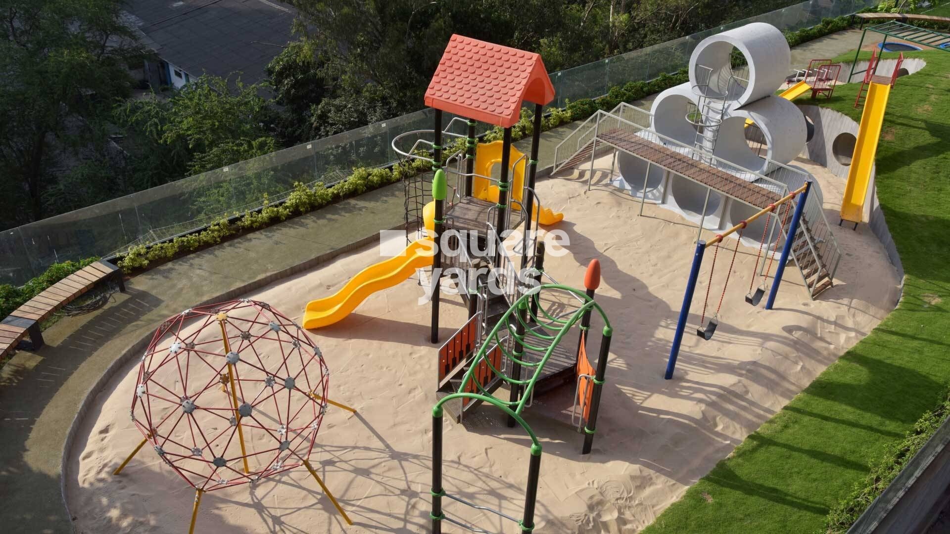 Marathon Monte Carlo 2 Amenities-Features 1
