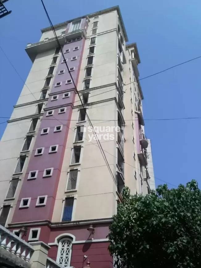 Marathon Omega Tower View