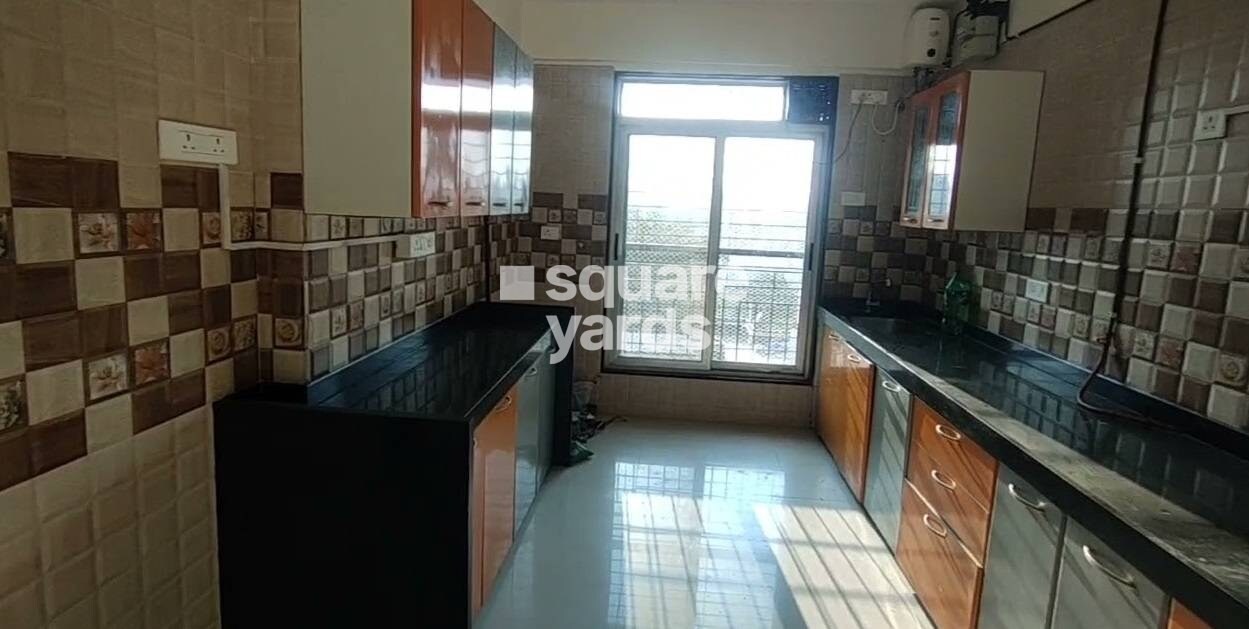 Mayfair Akshay Apartment Interiors 3