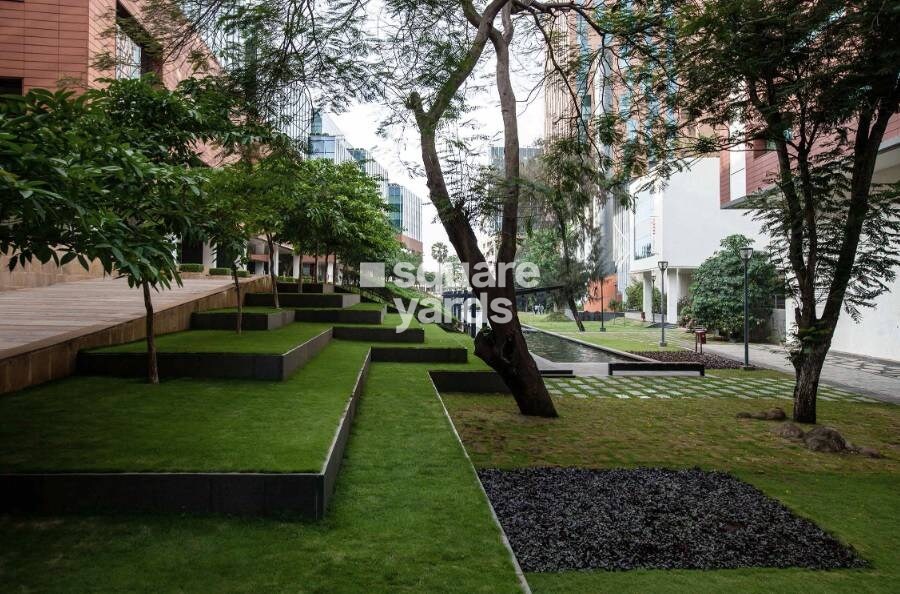 Nirlon Knowledge Park Amenities-Features