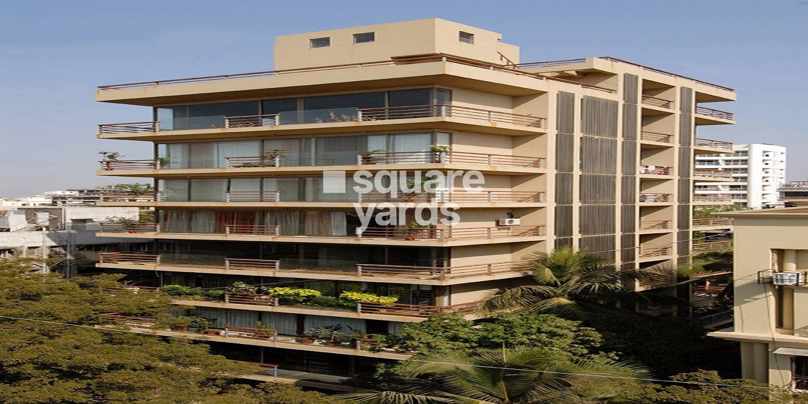 Oberoi Crest, Khar West, Mumbai