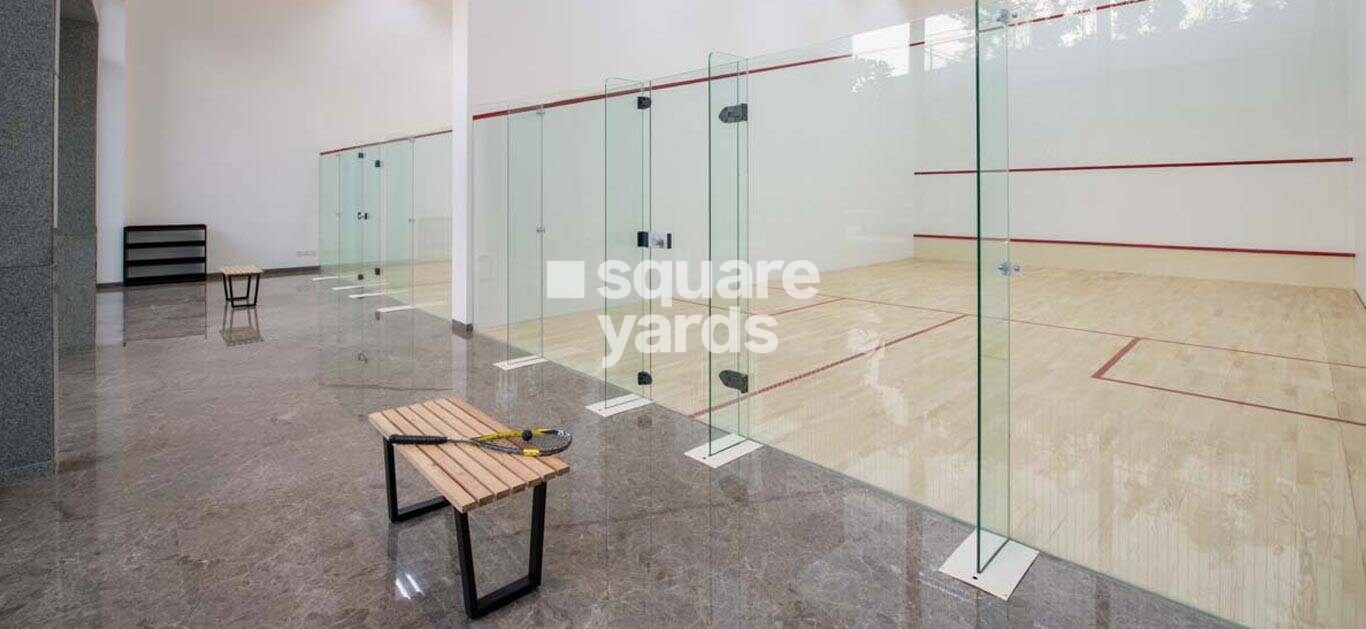 Oberoi Realty Esquire