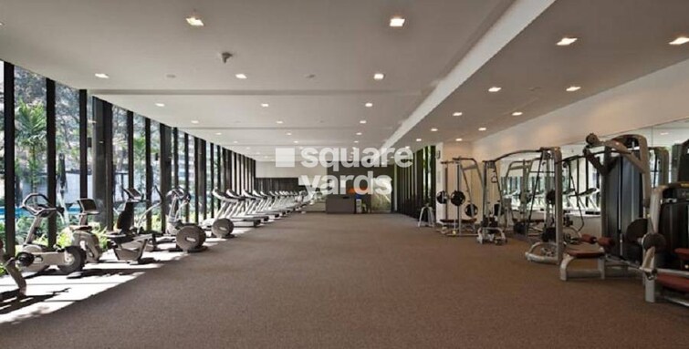 Oberoi Realty Splendor Gymnasium Image