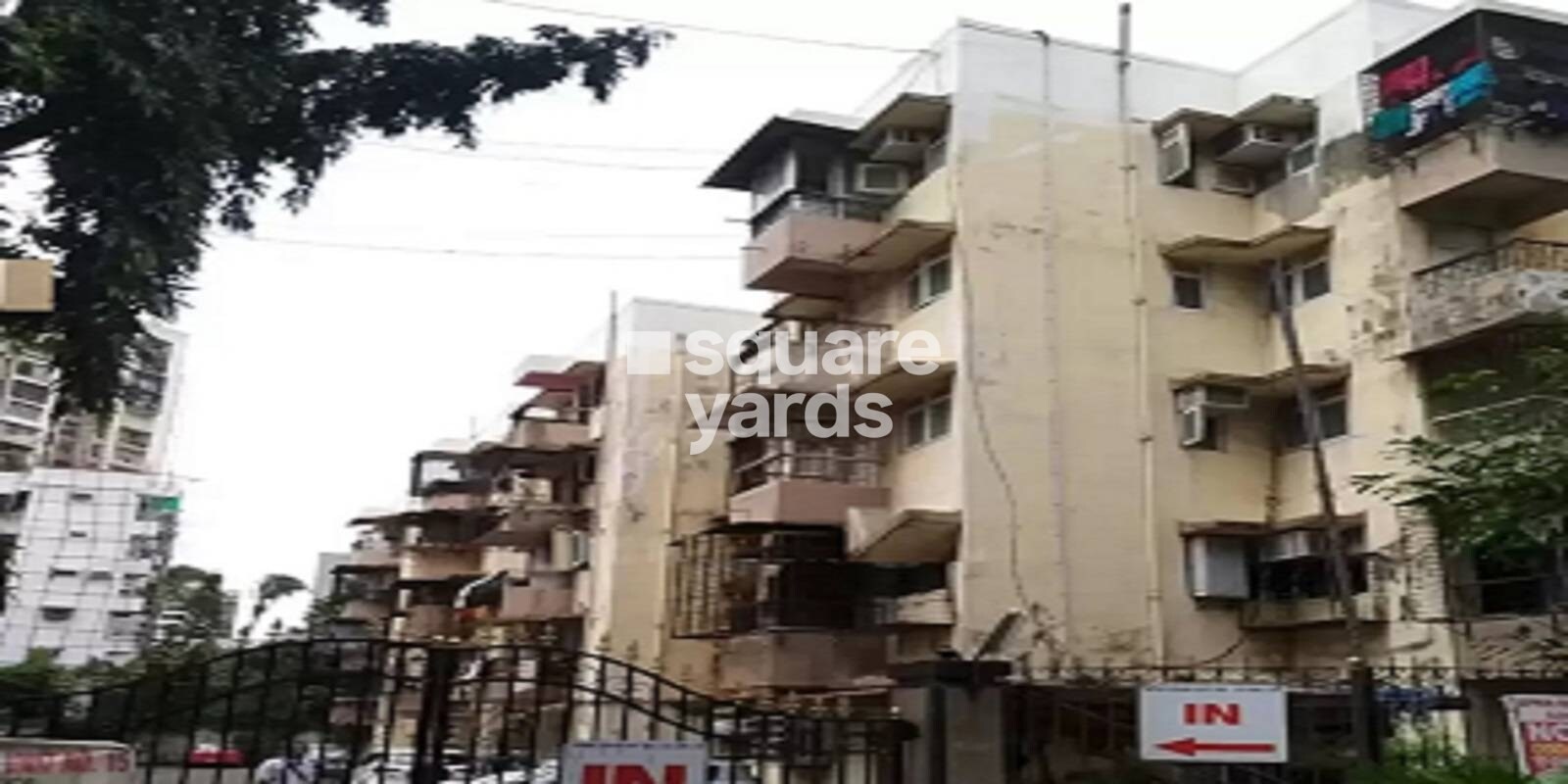 Paradise Apartments