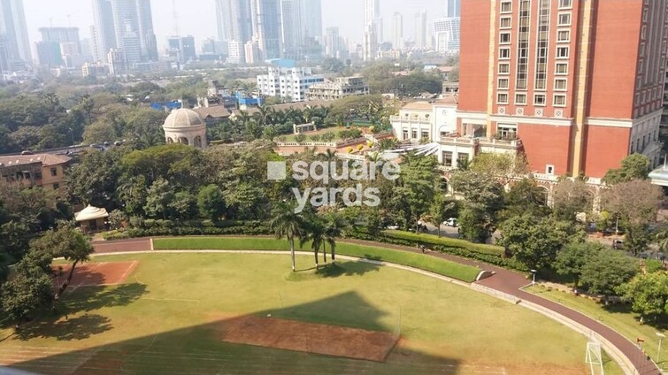 Peninsula Ashok Towers Greens Image 1