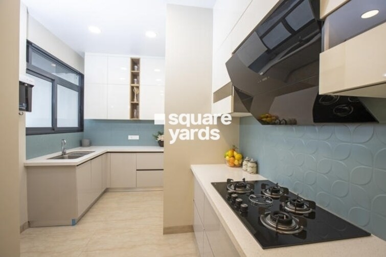 Peninsula Salsette 27 Apartment Interiors 4