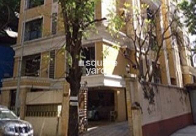 Regiland Apartment Entrance View