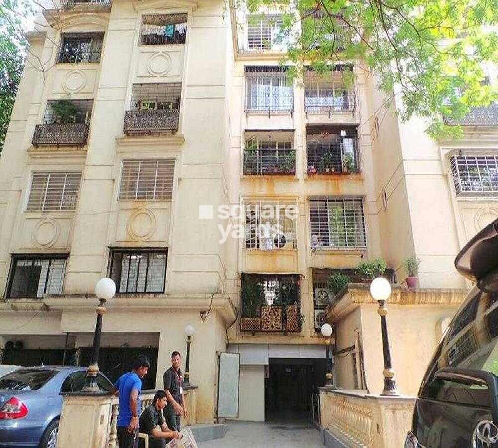 RNA Classic Apartment Tower View