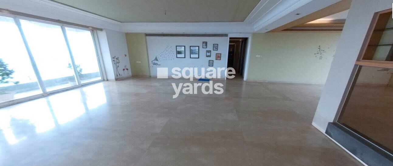 Sandhu Palace Amenities-Features 3