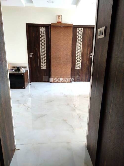 Shapoorji Pallonji Great Eastern Royale