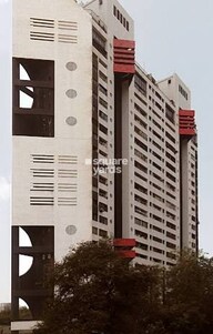 Shapoorji Pallonji Great Eastern Royale Tower View