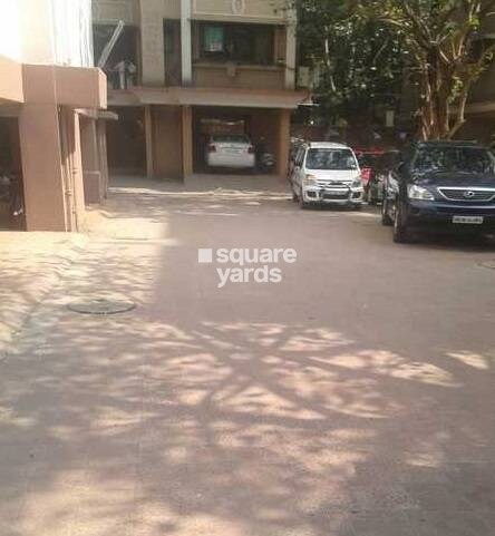 Shree Dhaneshwar Tower Amenities-Features