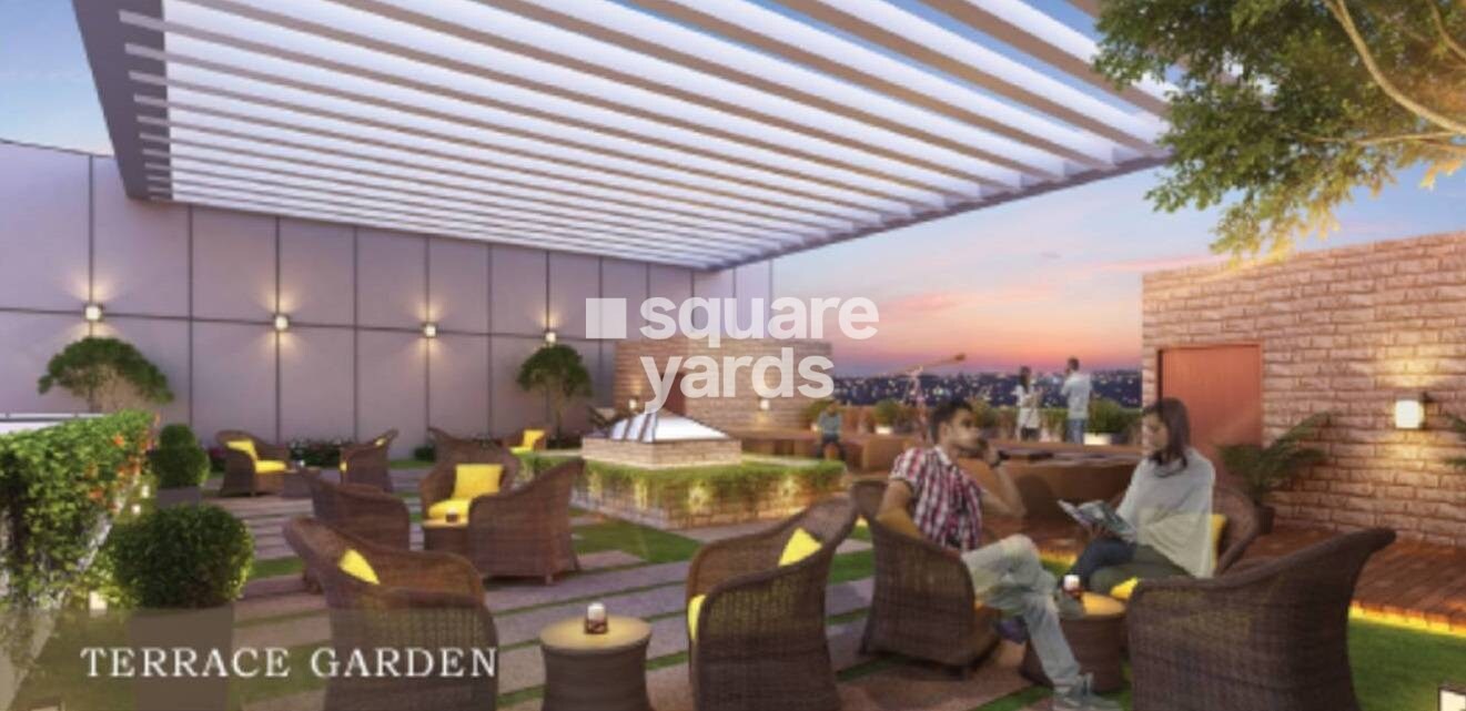 Shreepati Jewels Sapphire And Coral