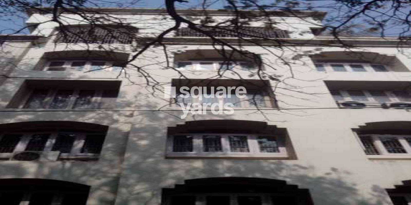 Silver Melody Apartment