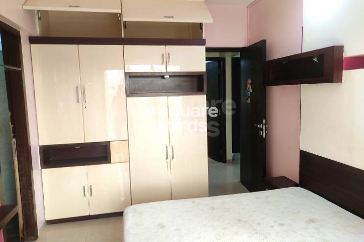 Silver Tower Apartment Interiors 2