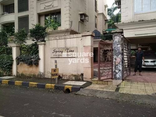 Spring Time Apartment