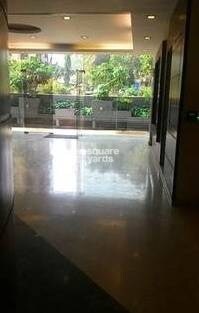 Star Hub Entrance View