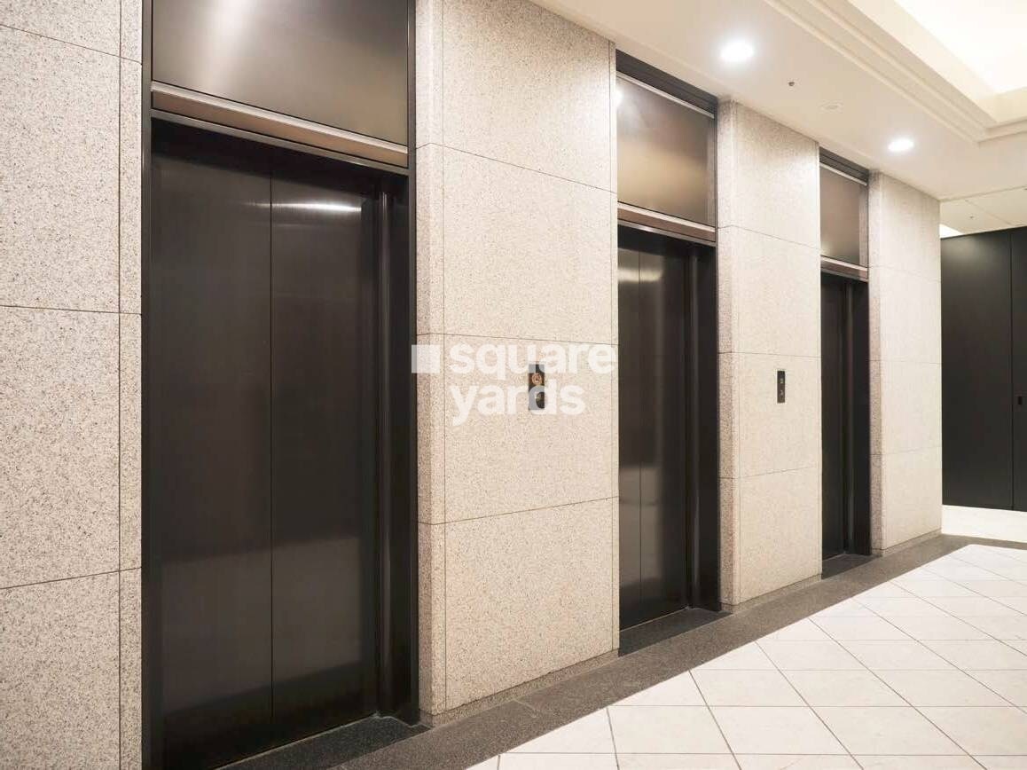 Sugee Renaissance Lift Lobby Image