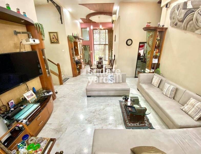 Suman Apartment Vile Parle East