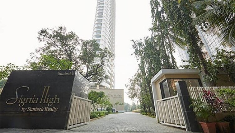 Sunteck Signia High Entrance View