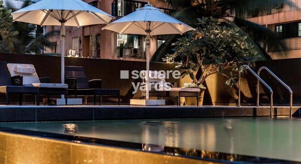 Supreme 19 Amenities-Features 1