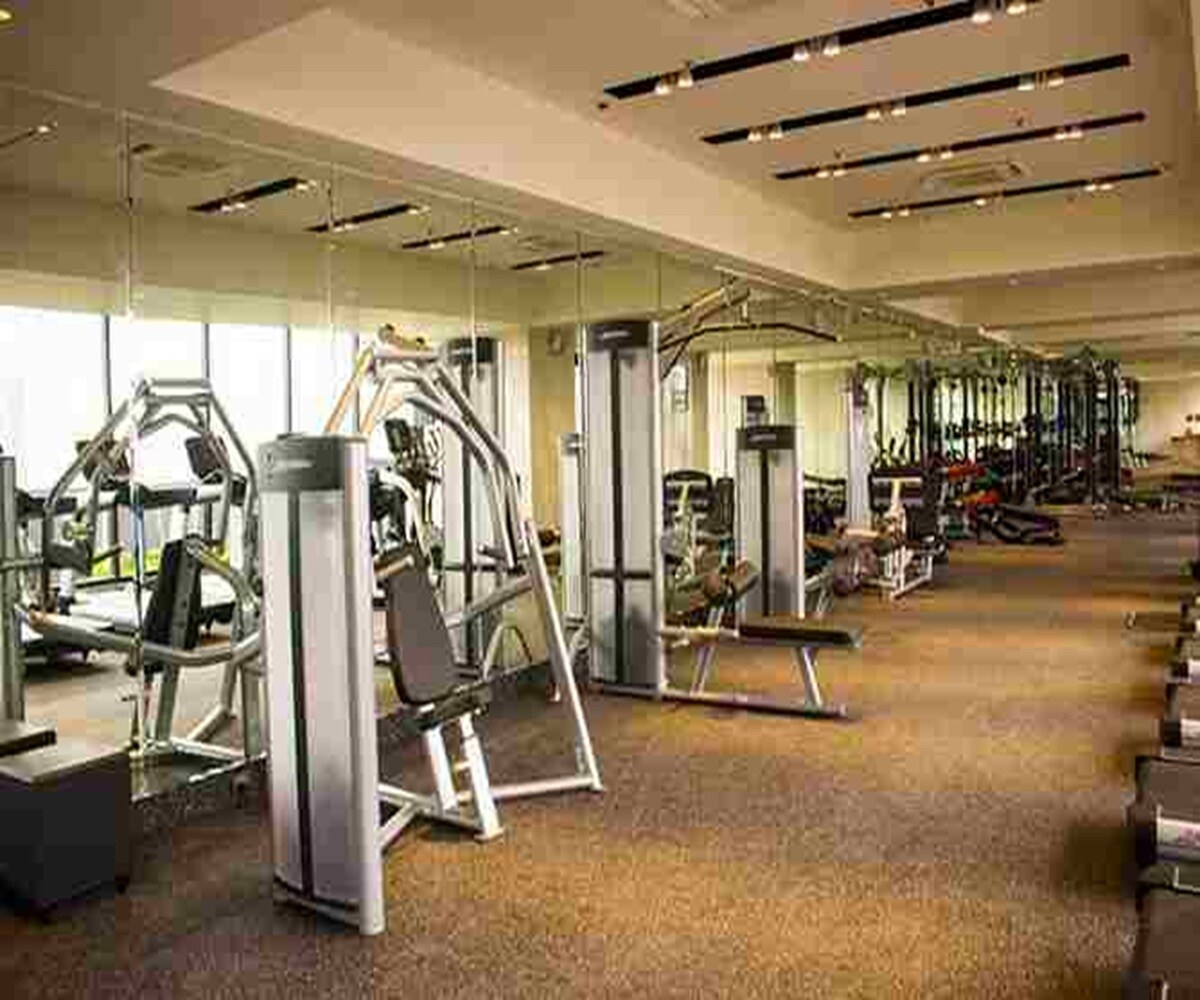 Suraj One Business Bay Gymnasium Image