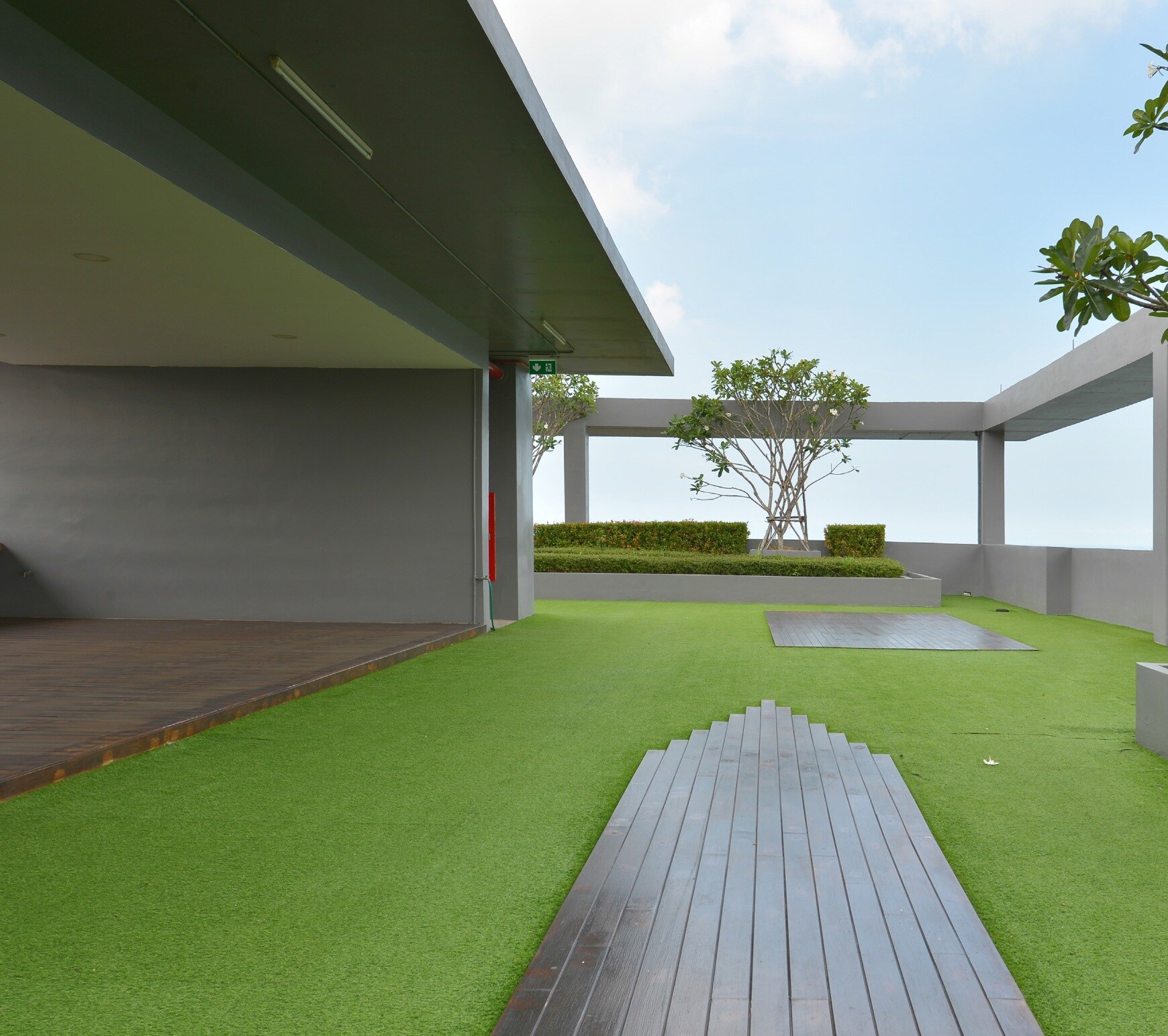 Swami Rajanigandha CHS Amenities-Features