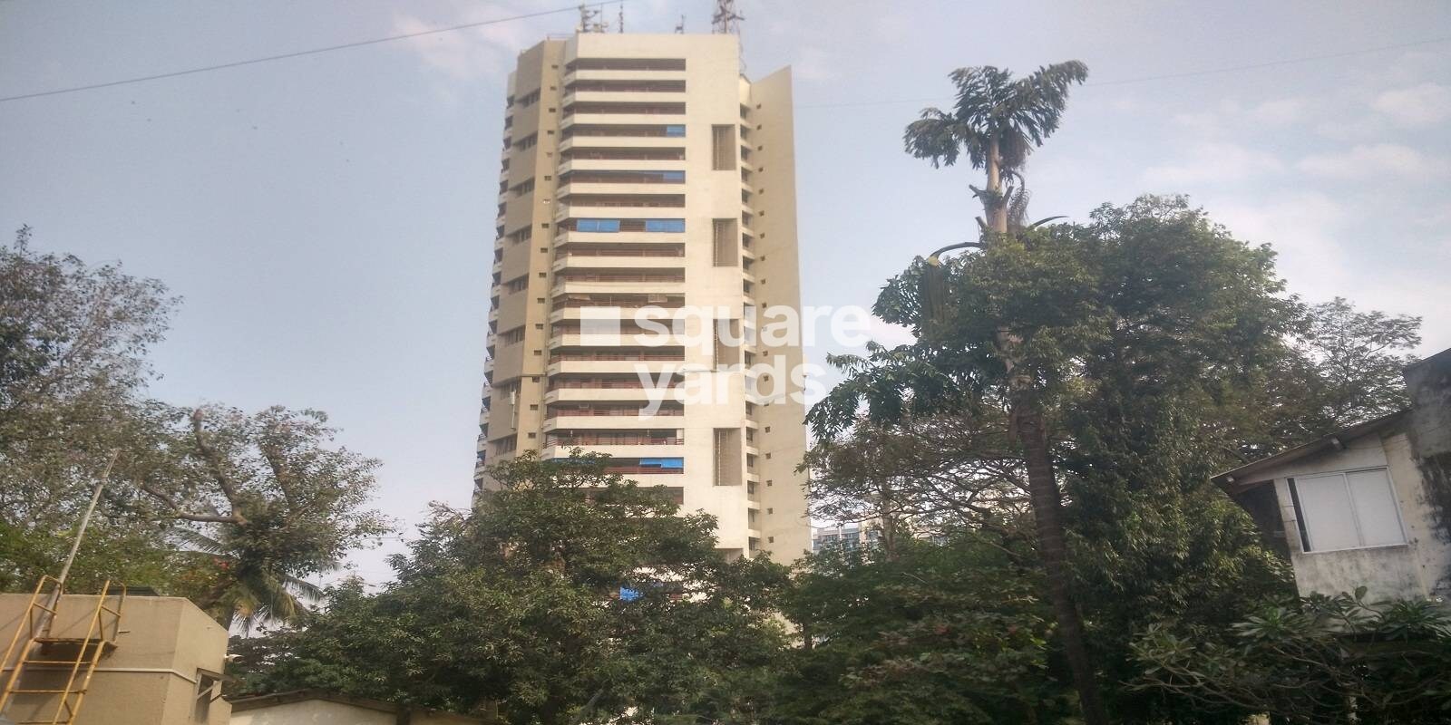 Tata Falcons Crest