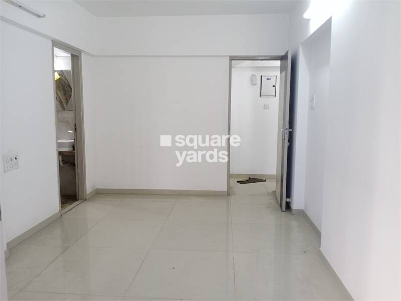 Tilak Nagar Building