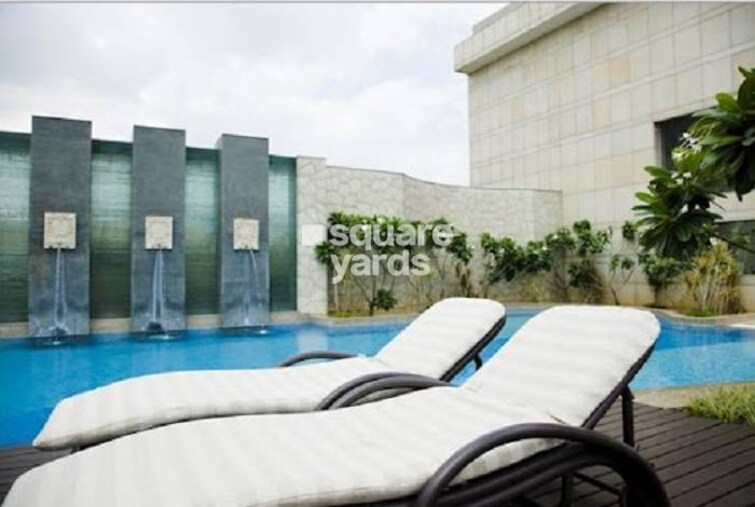 Ultra Space Insignia Amenities-Features