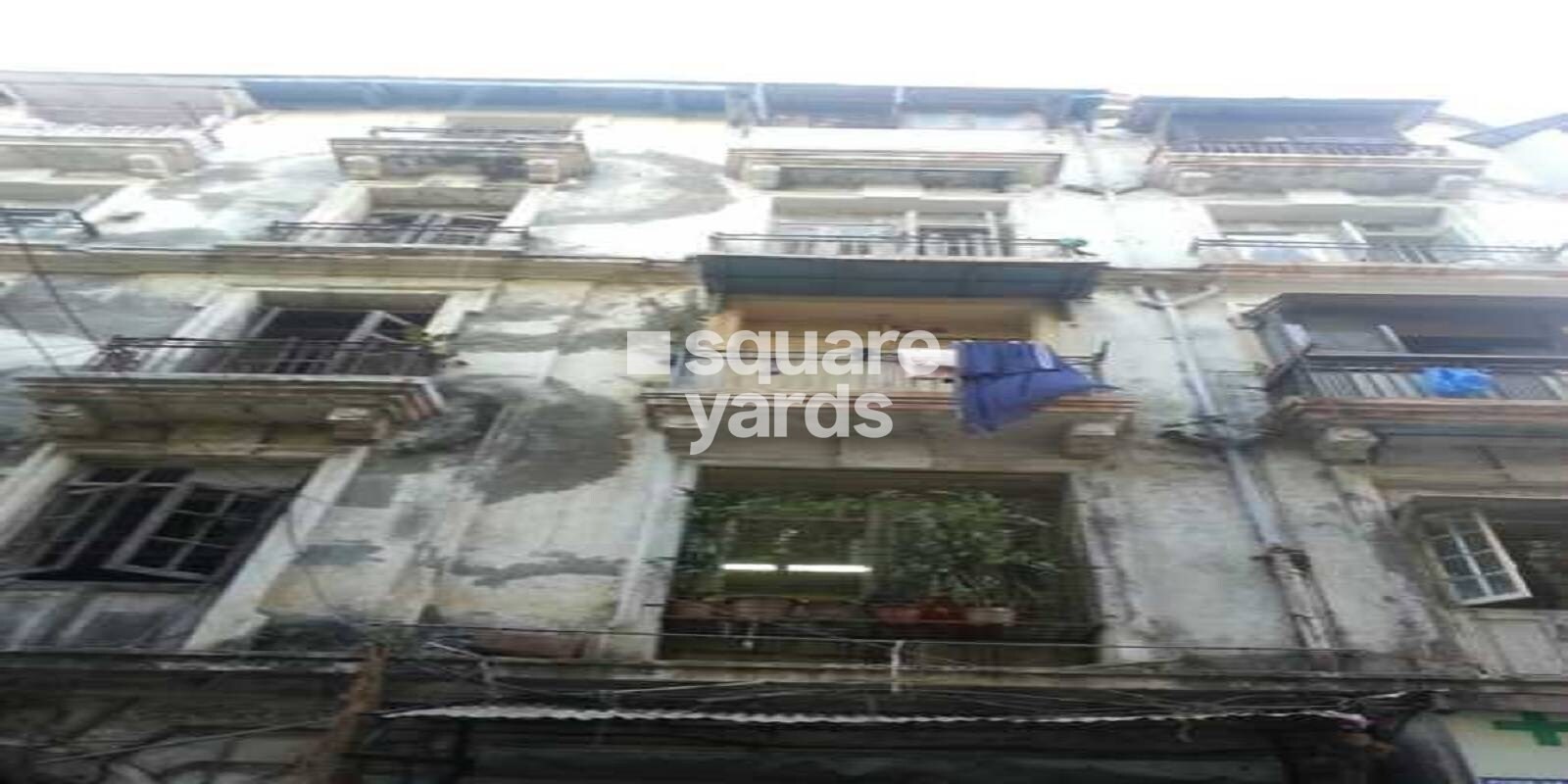 Vakil Building Apartment