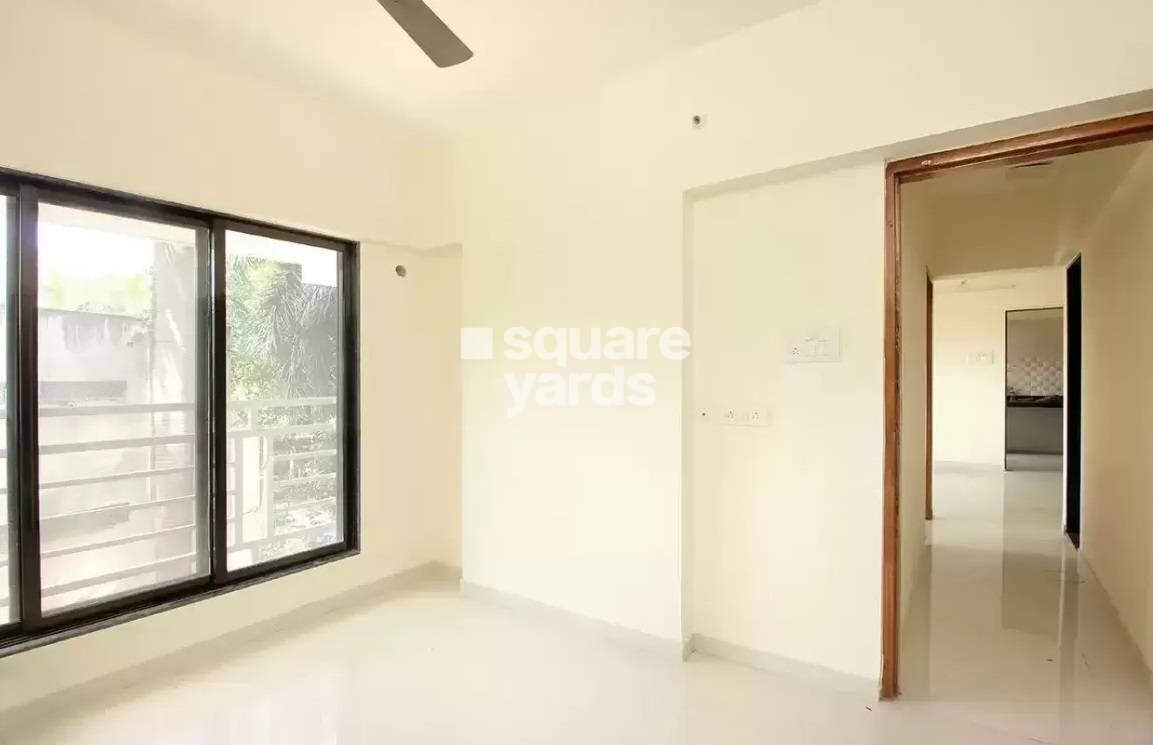 Vishal Su-Shee Apartment Apartment Interiors