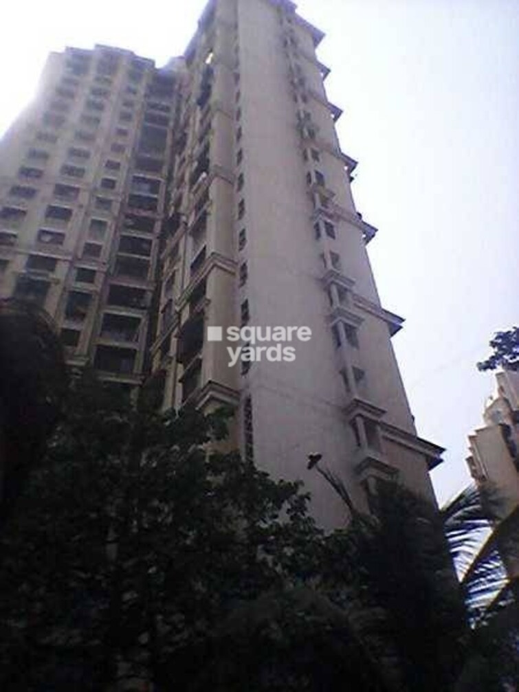 Willow Twin Tower Tower View