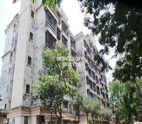 Emly Apartment