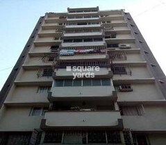 Erlyn Apartment