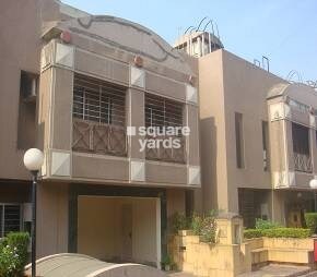 Green Garden Apartment