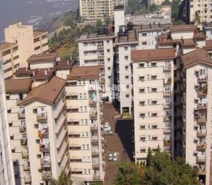 Hyderabad Estate Cover Image