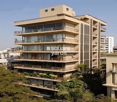 Oberoi Crest, Khar West, Mumbai