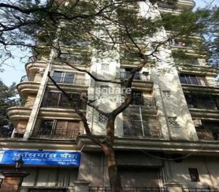 Richmond Heights Apartment Cover Image