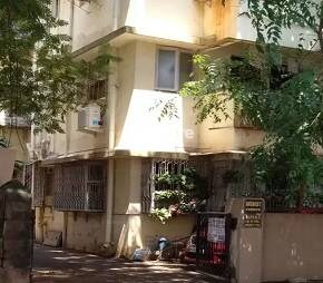 Rock Dell Apartment