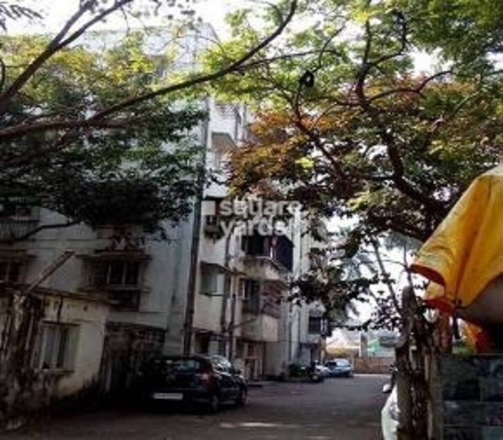 Shree Trimurti Apartment Cover Image