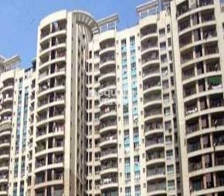 Yucca Apartment Cover Image