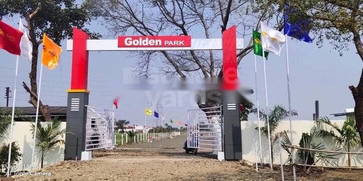 Shri Golden Park Cover Image